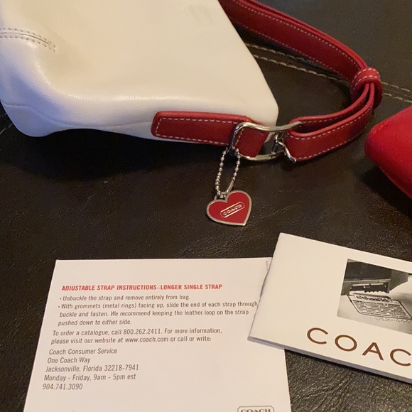 Coach small hand purse and wallet Authentic - Picture 7 of 16
